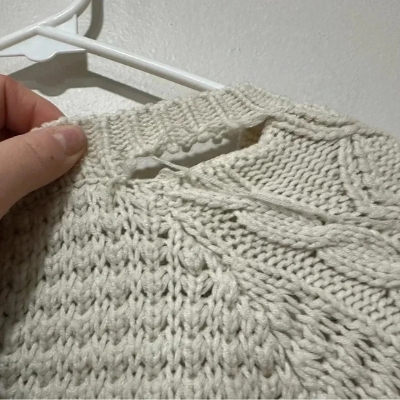 🎉 Zara cream cable knit sweater - Picture 5 of 7